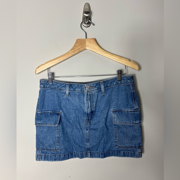 Levi's Dresses & Skirts - Levi’s 1994 Denim Jean Cargo Skirt Pockets Cotton Size 29 591